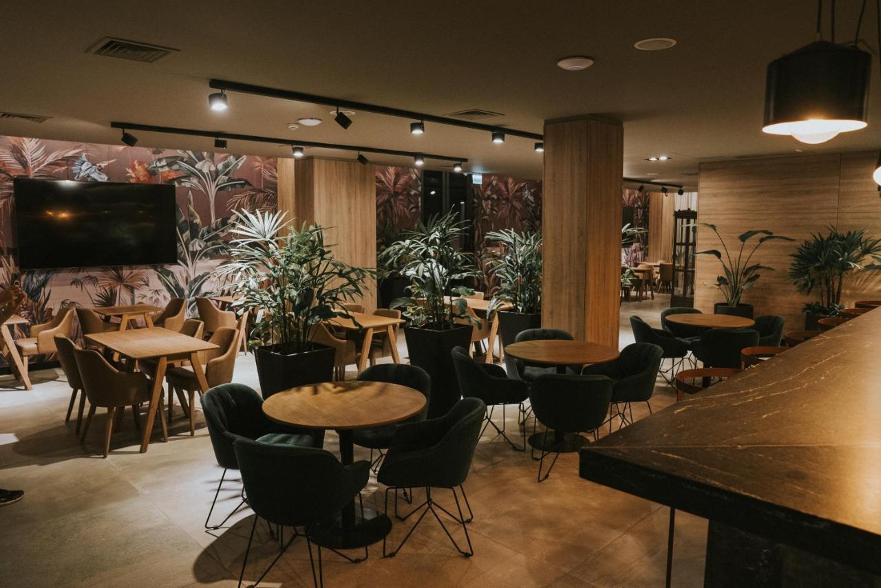 Howard Johnson Plaza La Ribera Resistencia Zewnętrze zdjęcie